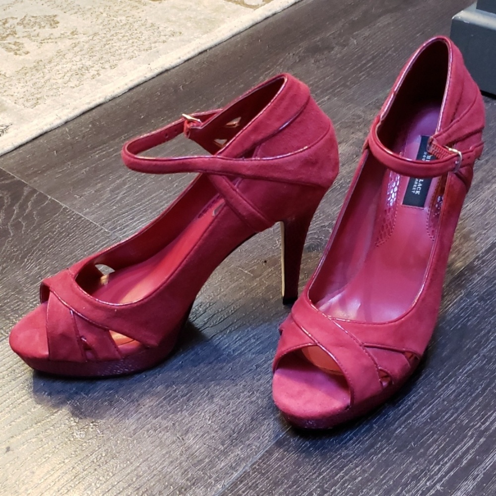 White House BLK Market peep toe heels